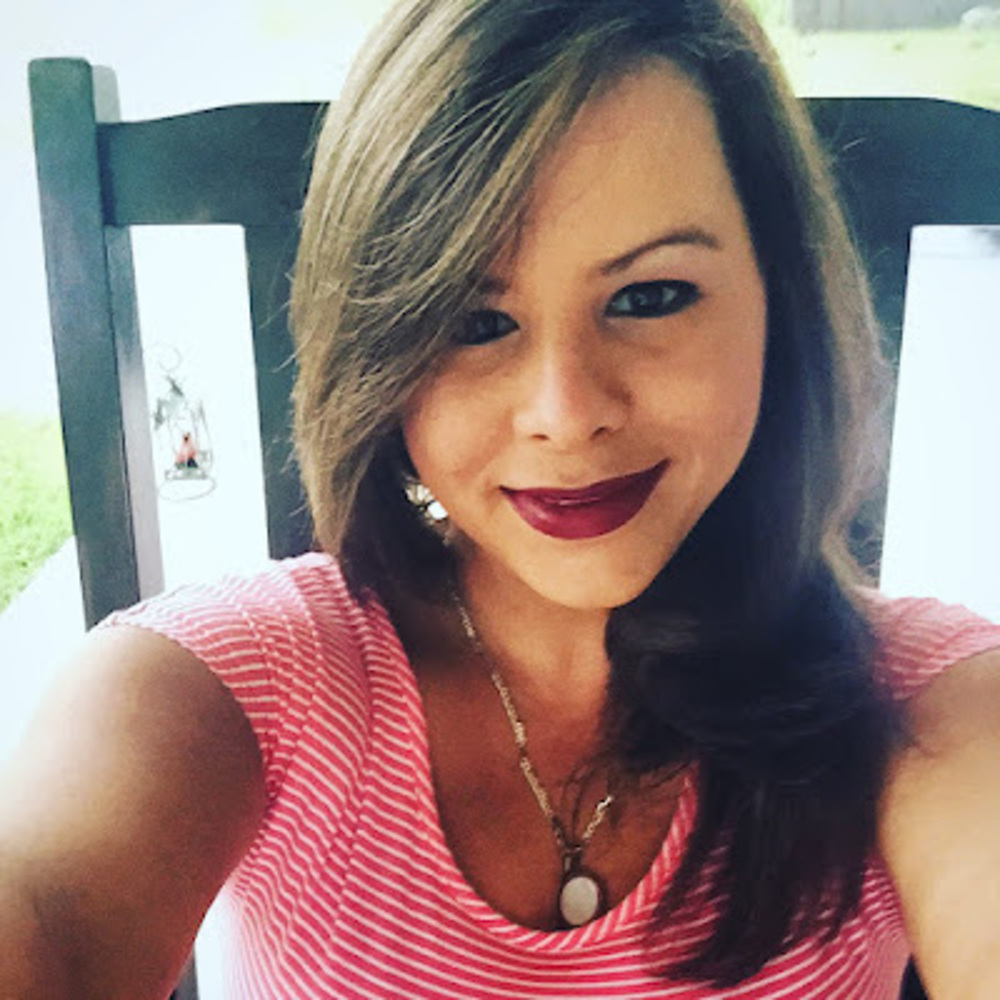 Meet your Posher, Noraida